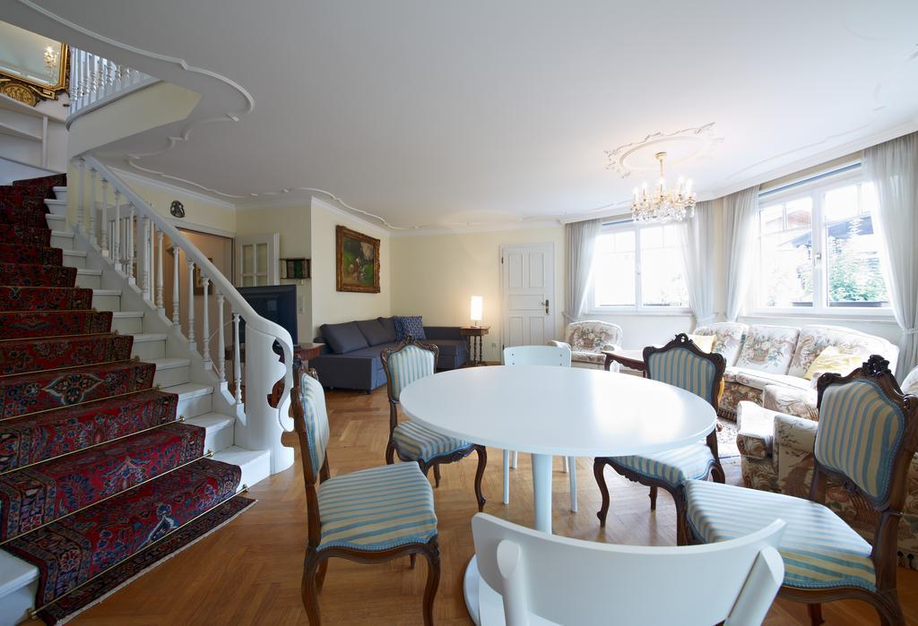 Casa Vita Apartments Σάαλμπαχ-Χίντεργκλεμ Δωμάτιο φωτογραφία